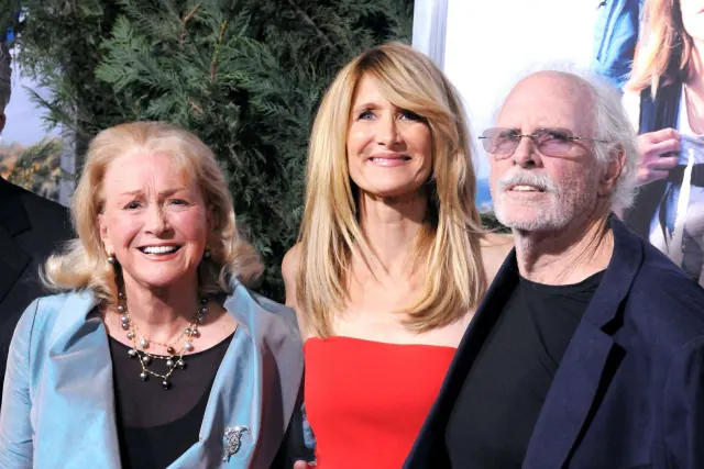 Diane Ladd, Laura Dern and Bruce Dern together outdoors in an older photograph