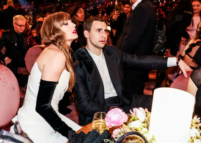LOS ANGELES, CALIFORNIA - FEBRUARY 04: (L-R) Taylor Swift and Jack Antonoff attend the 66th GRAMMY Awards on February 04, 2024 in Los Angeles, California.