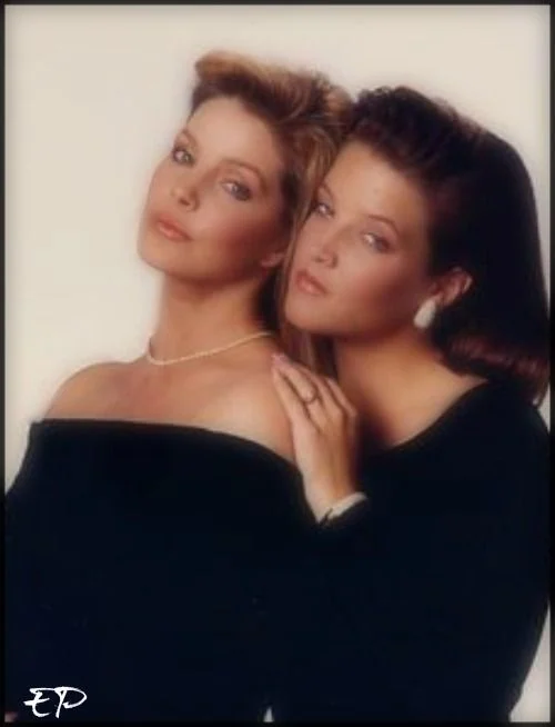 Earlier portrait of Priscilla with her daughter Lisa Marie